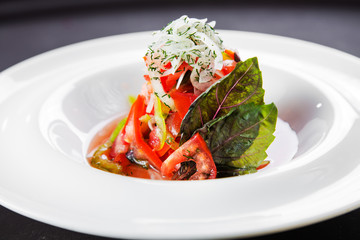salad tomat onion