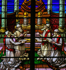 Stained Glass - Rabbis worshipping God