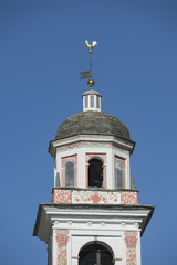 Turm der reformierten Kirche in Poschiavo, Graubünden, Schweiz