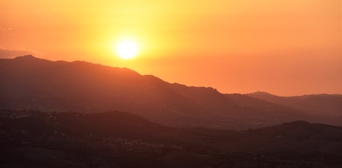 coucher de soleil en kabylie
