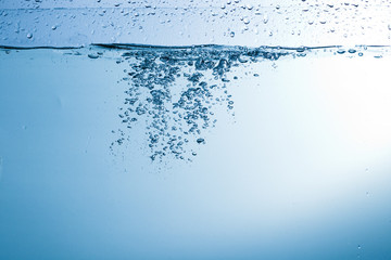 Water, drops, sprays, splashes, stream, flow, abstraction, minim