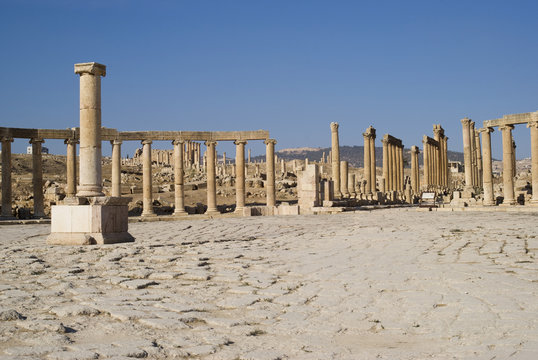 รูปภาพDecapolis – เลือกดูภาพถ่ายสต็อก เวกเตอร์ และวิดีโอ655 | Adobe Stock