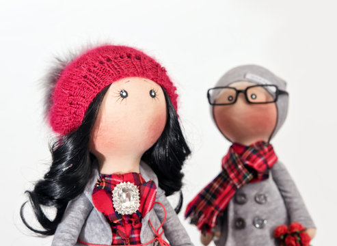 Handmade rag dolls with natural hair : a couple of hipsters in autumn clothes