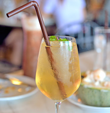 chrysanthemum with quince put ice in a glass