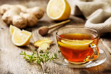 Keuken foto achterwand Thee tea with ginger, lemon