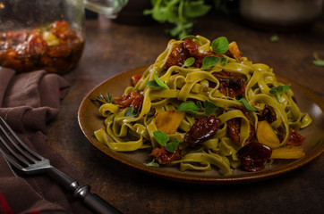 Pasta with sun dried tomatoes