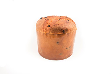 Panettone di Natale con canditi su fondale bianco 