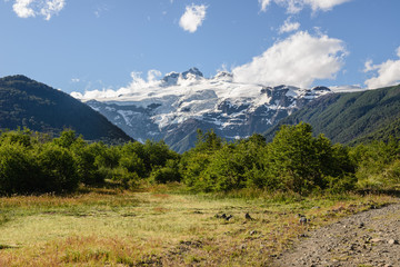 Fototapeta premium Cerro Tronador, Nahuel Huapi national parK (Argentina)