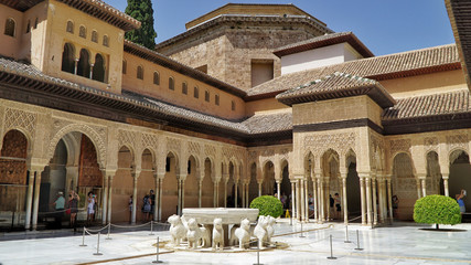 Alhambra palace in Granada, Spain. - obrazy, fototapety, plakaty