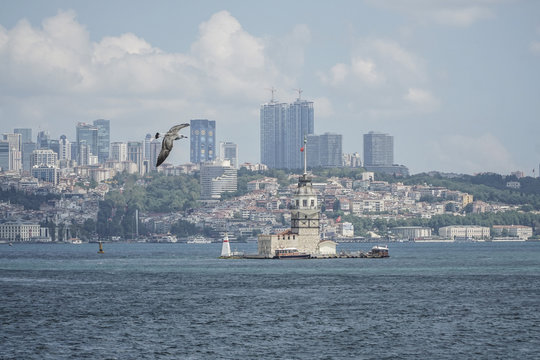 Maiden's Tower on sea in Istanbul, Turkey