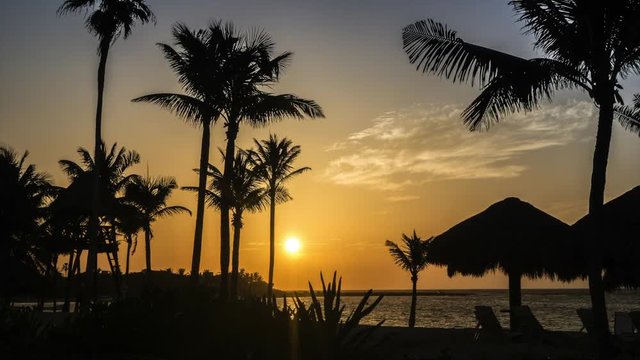 Sunrise Timelapse in Akumal, Mexico