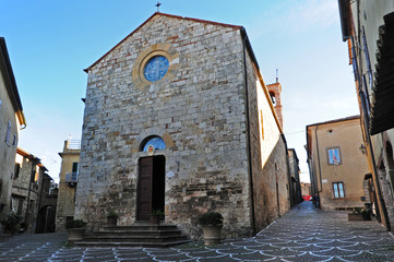 Bibbona, la chiesa parrocchiale - Livorno