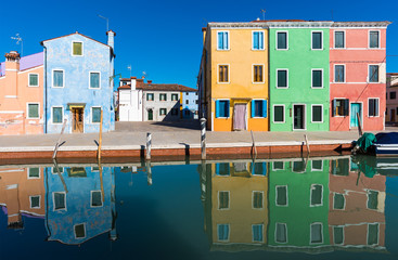 Fototapeta na wymiar Venice (Italy) - Burano, the town of a thousand colors, an enchanted island in the heart of the Venice lagoon