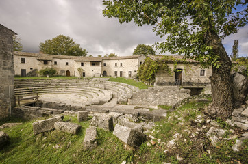 Sepino-Saepinum-Terme,piscine teatro