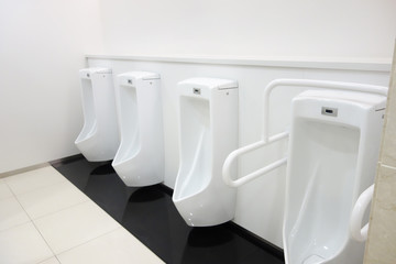 公衆トイレ