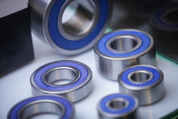 Ball bearings detail