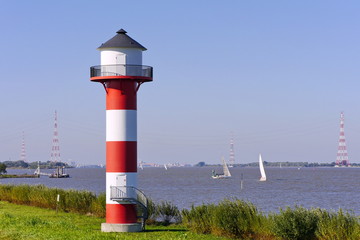 Leuchtfeuer bei Insel Lühesand Elbe