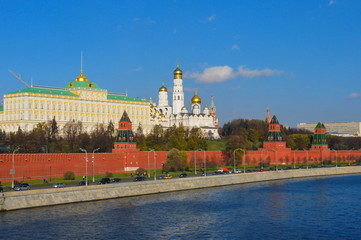 Obraz premium View of the Kremlin and the Kremlin embankment by the Moscow River