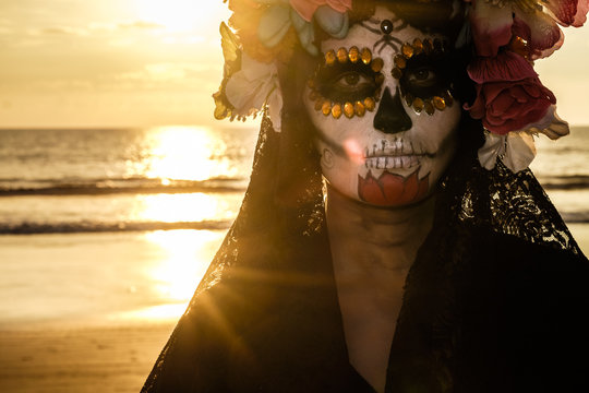 Mexico, Riviera Nayarit, female skeleton figure symbolizing the celebration of death on Dia de Los Muertos