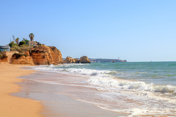 Fototapeta na wymiar Vista da Praia do Vau no Algarve 