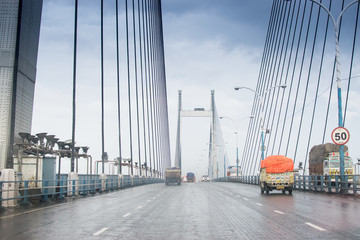 Obraz premium Vidyasagar Setu, longest cable - stayed bridge in India