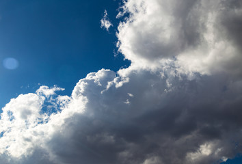 clouds in the blue sky