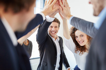  Start-Up bejubelt den Erfolg