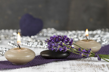 Obraz na płótnie Canvas wellness therapy with lavenderand hot stone