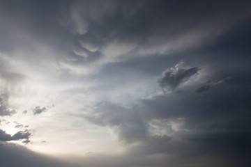 beautiful sky with clouds in the evening