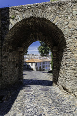 Fototapeta na wymiar In en om het kasteel van Braganca, Portugal