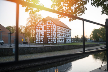 Obraz premium River in the city