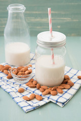 アーモンドミルク