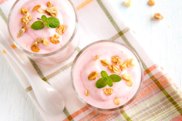 strawberry yogurt with granola