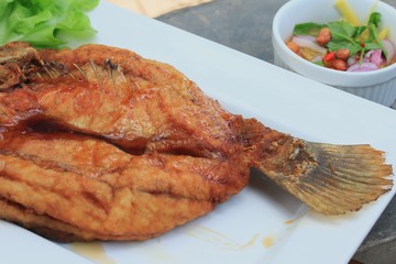 fried fish with fish sauce