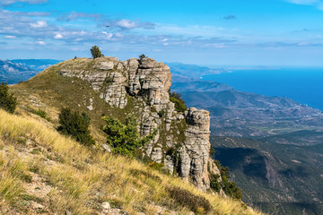 Fototapeta na wymiar Rocks on the top of the mountain Demerdzhi