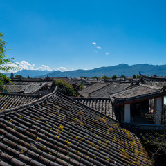 Fototapeta na wymiar Chinese Traditional Tiled roofs in Dali, Yunnan, CHINA