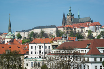 Obraz premium View of old Prague and the Castle hill