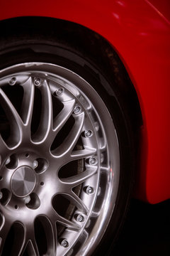 Car rim detail