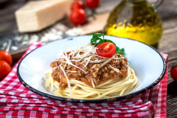 Spaghetti with bolognese sauce and parmesan