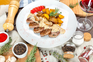 Grilled Steak with potato wedges