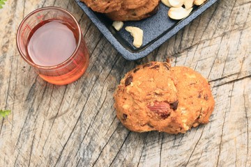 Cashew cookies with honey