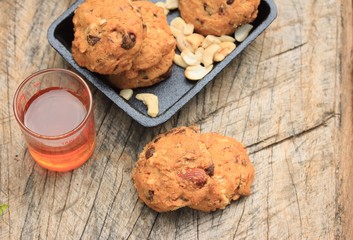 Cashew cookies with honey