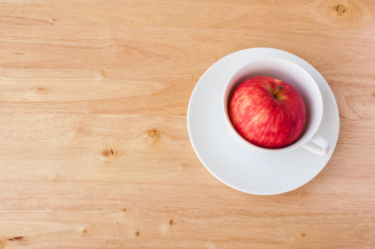 fresh apple juice concept idea apple in the cup 