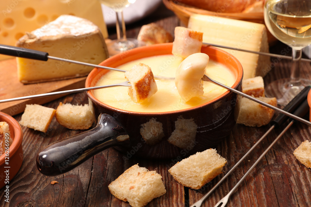 Sticker cheese fondue