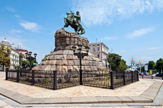 Kiev, monument Bogdan Khmelnitsky