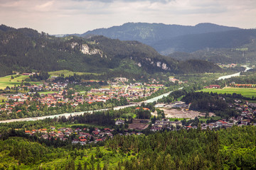 Fototapeta na wymiar Panoramic views from the Ehrenberg castle ruins, Austria