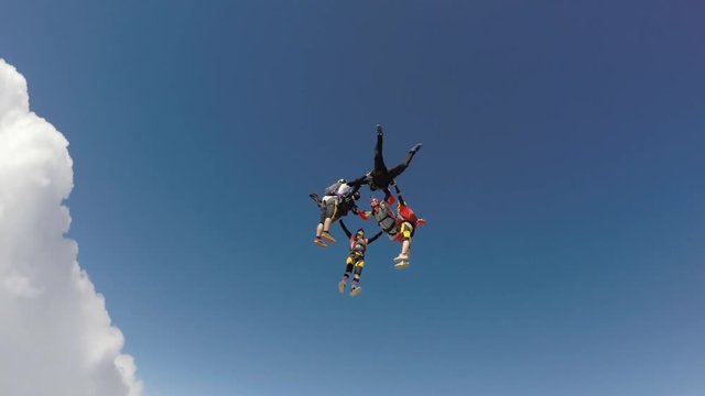 Skydiving hybrid