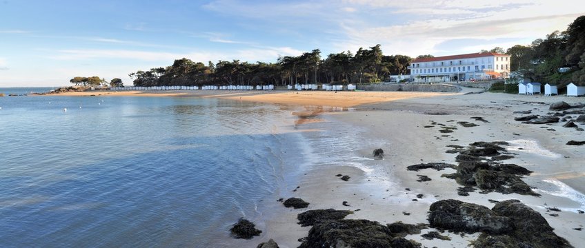 Vue panoramique sur la plage des dames, île de Noirmoutier en Vendée
