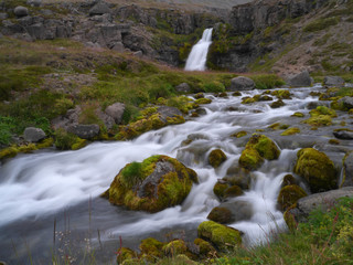 Wasserfall Gljúfurárfoss am Arnarfjörður in Island