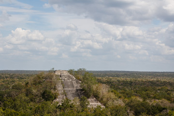Fototapeta na wymiar Ruins of the ancient Mayan city of Calakmul, Mexico